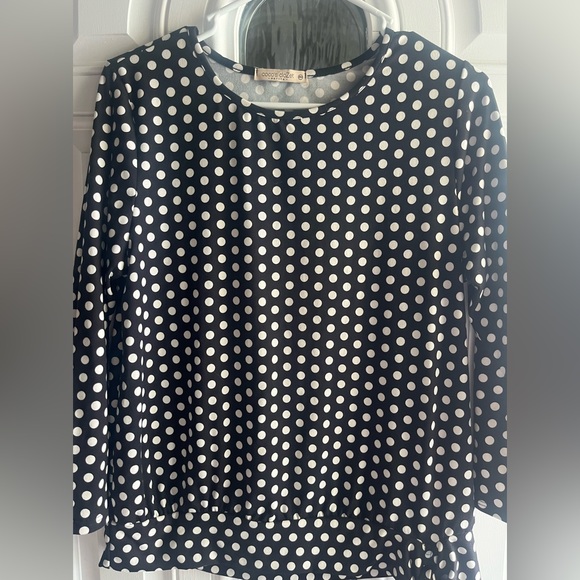 Like NEW black & white polka dot shirt form fitting bottom with sash - Picture 1 of 6